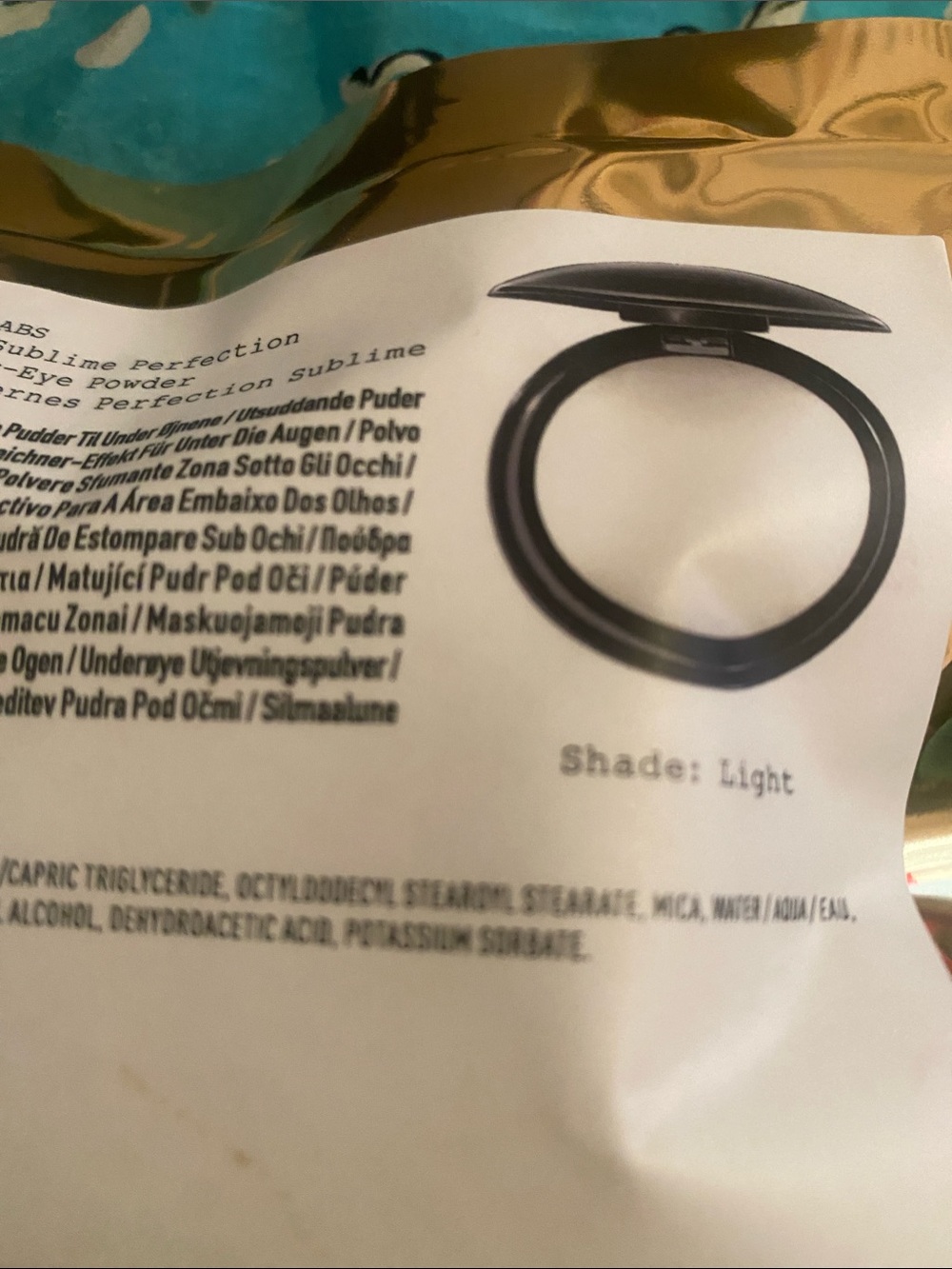 Pat McGrath under eye 👁️ powder. Light and pretty - Picture 2 of 3